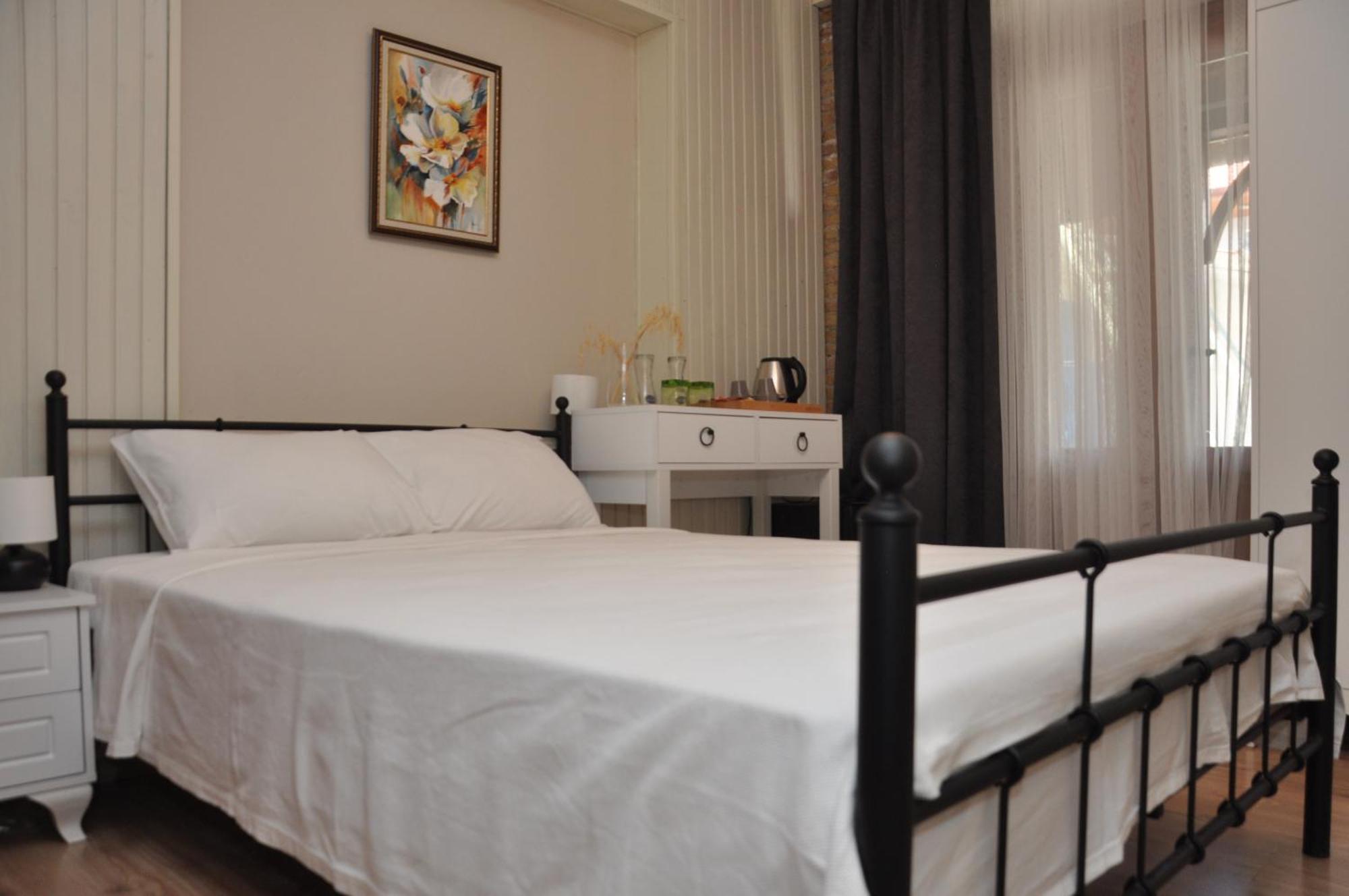 Bed and Breakfast La Casa Carina Antalya Exterior foto